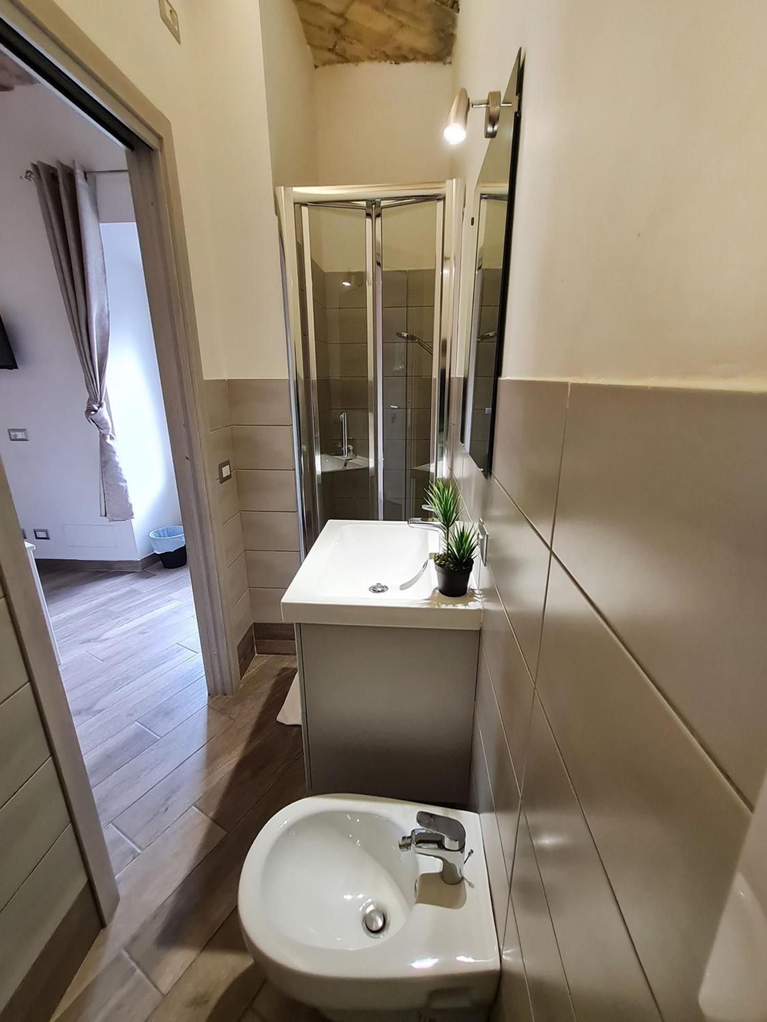 Giulya Guesthouse Рим Экстерьер фото